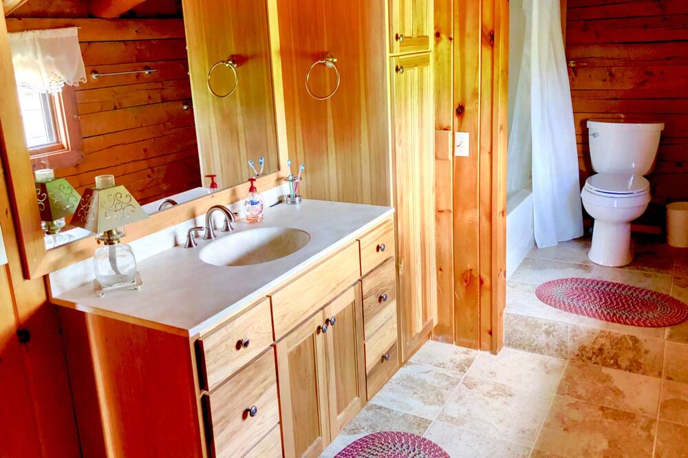 Photo of Bathroom in Dalton