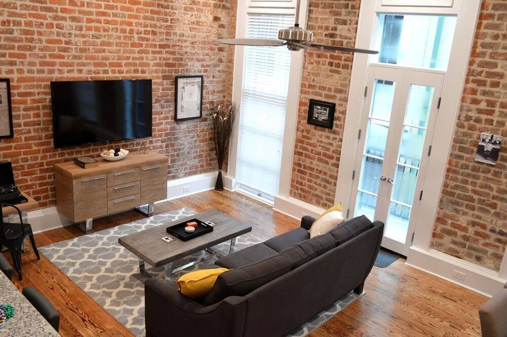Photo of Livingroom in Central Business District