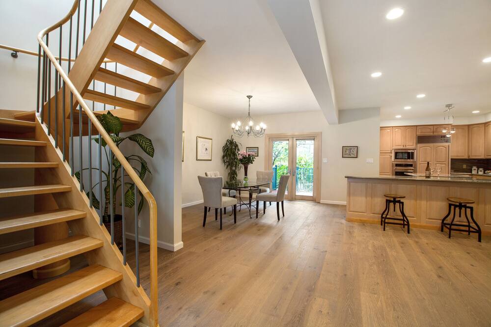 Photo of Livingroom in Marina District