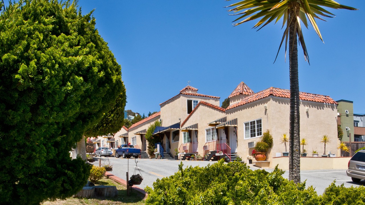 Photo of Outdoor in Bayshore Heights