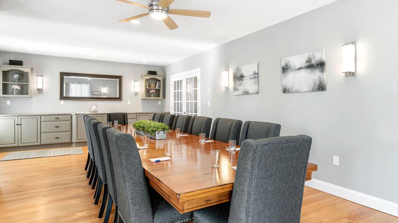Photo of Livingroom in Niantic