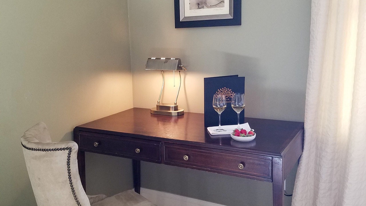Photo of Bedroom in Ivoryton