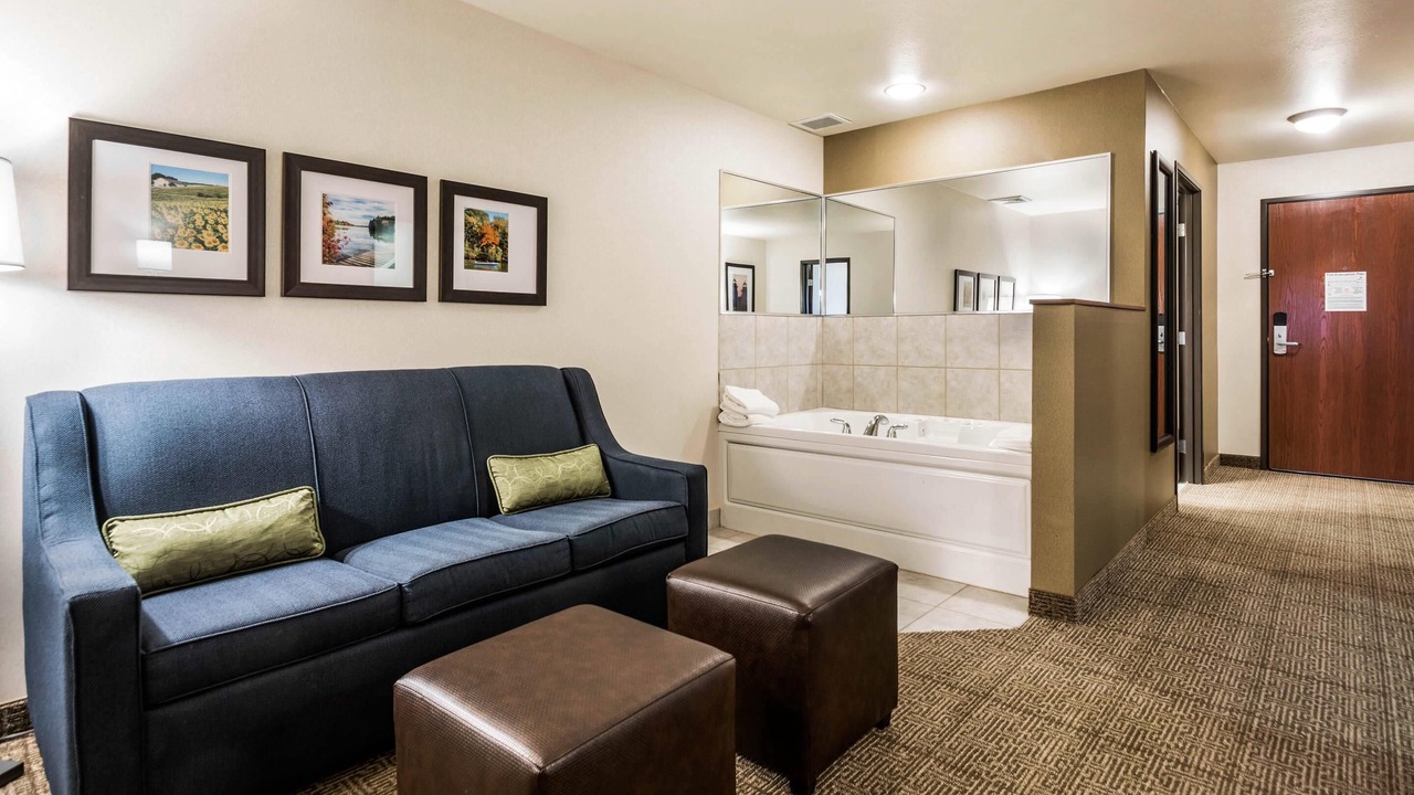 Photo of Bedroom in King