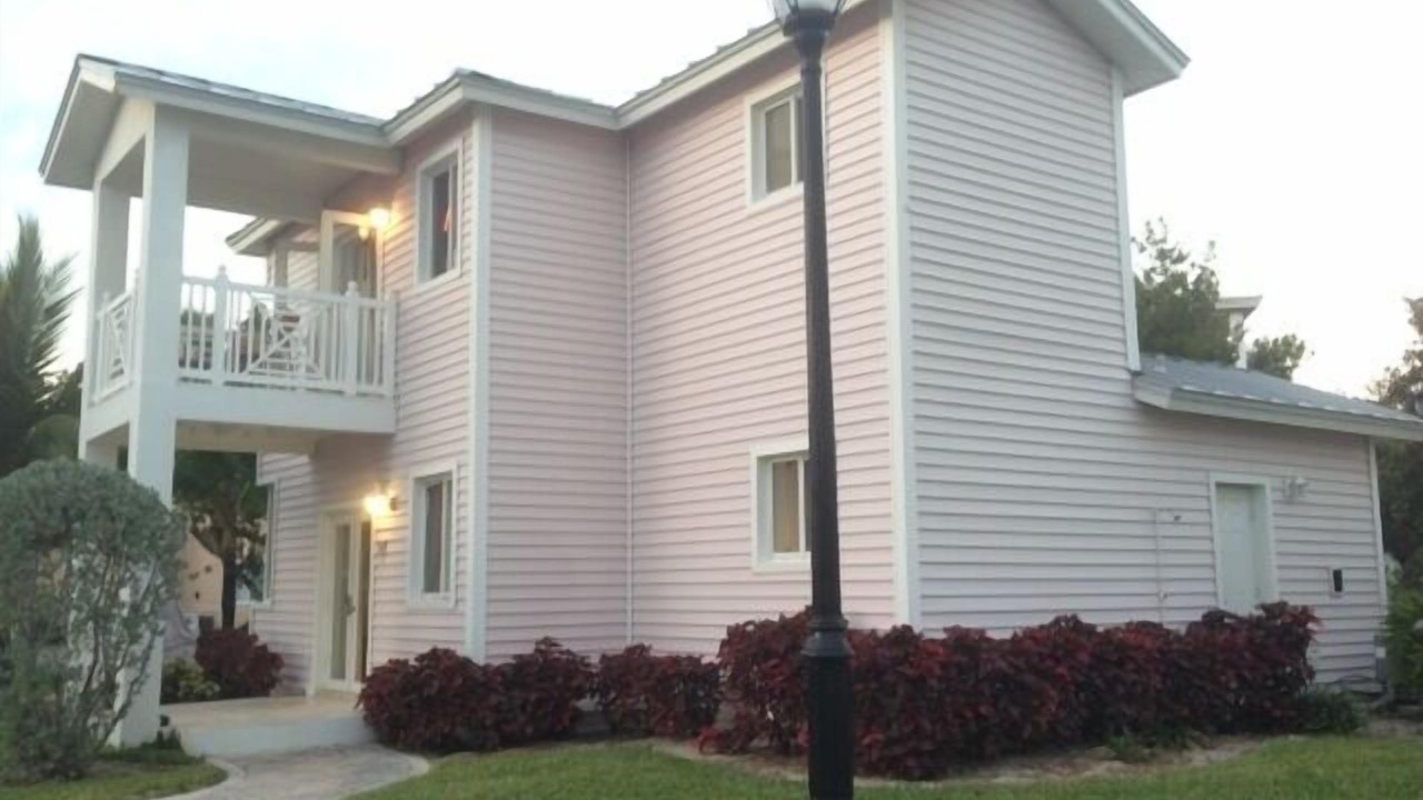 Photo of Outdoor in Alice Town