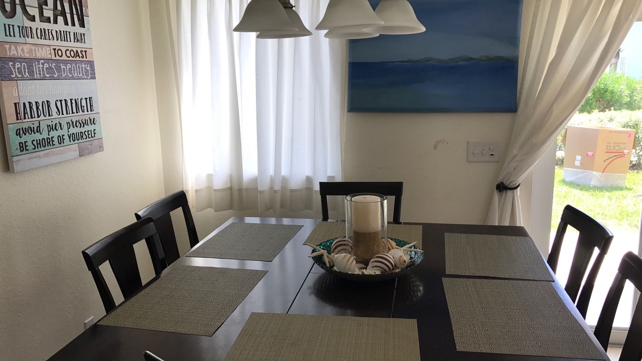 Photo of Livingroom in Alice Town