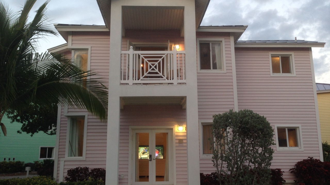 Photo of Outdoor in Alice Town