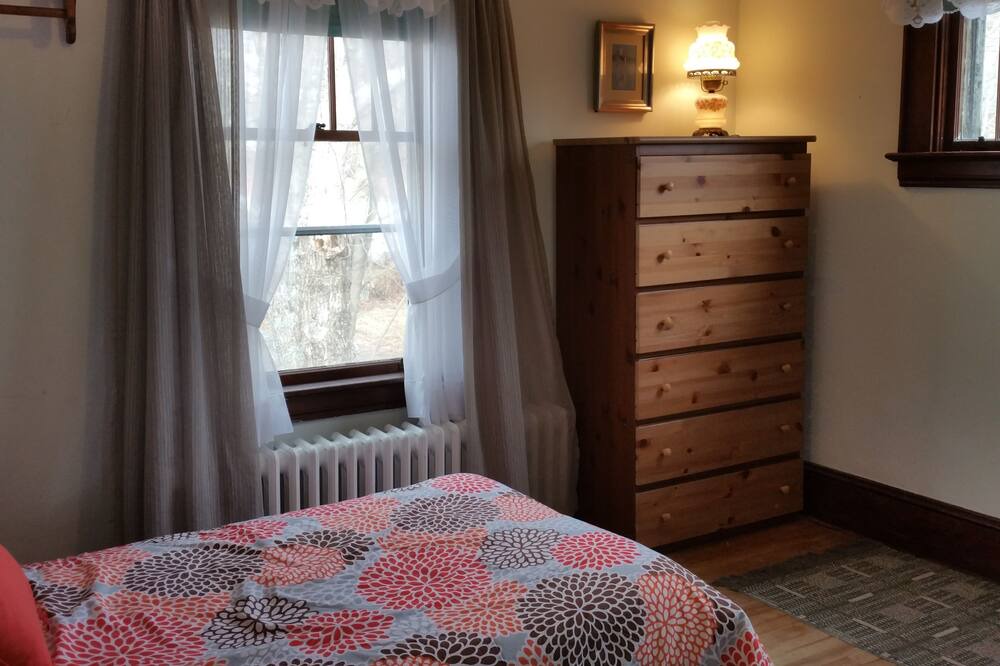 Photo of Bedroom in Downtown