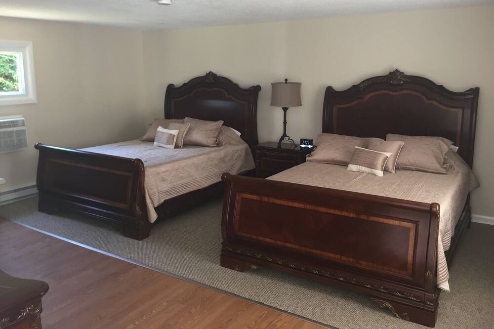 Photo of Bedroom in Old Lyme