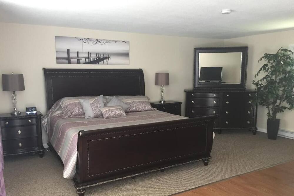 Photo of Bedroom in Old Lyme
