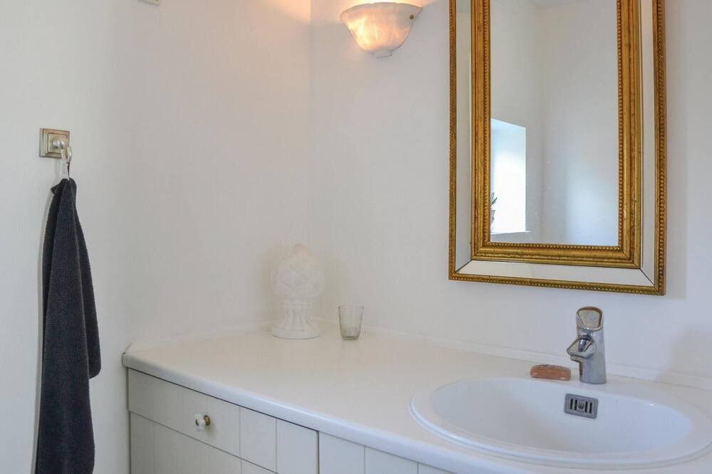 Photo of Bathroom in Fredensborg