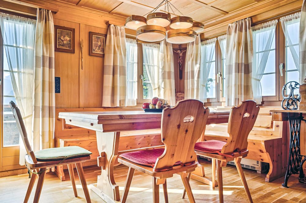 Photo of Bedroom in Gossliwil