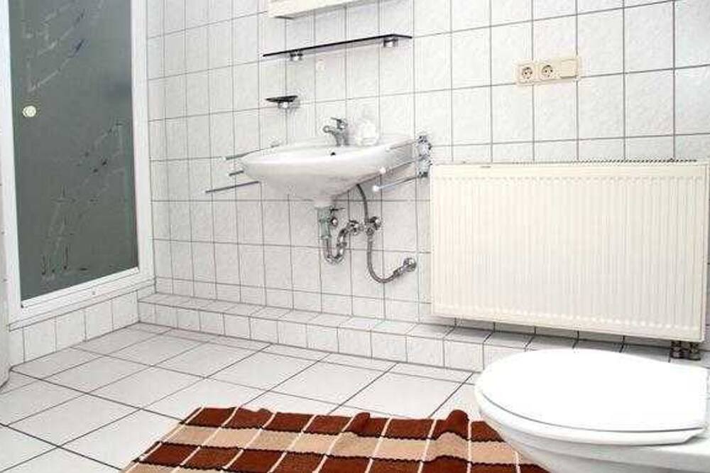 Photo of Bathroom in Wernborn