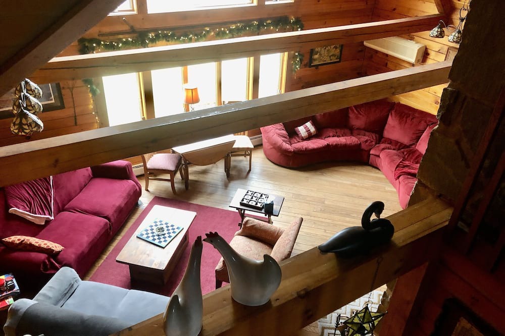 Photo of Livingroom in Honesdale
