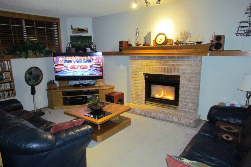 Photo of Livingroom in Southeast Calgary