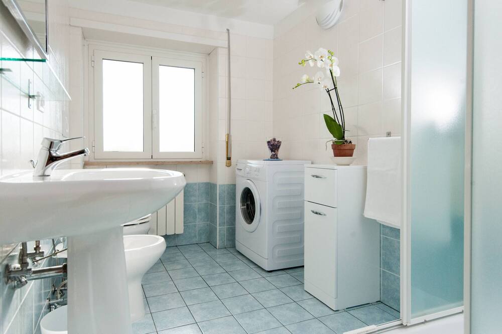 Photo of Bathroom in Quartiere XXI Pietralata