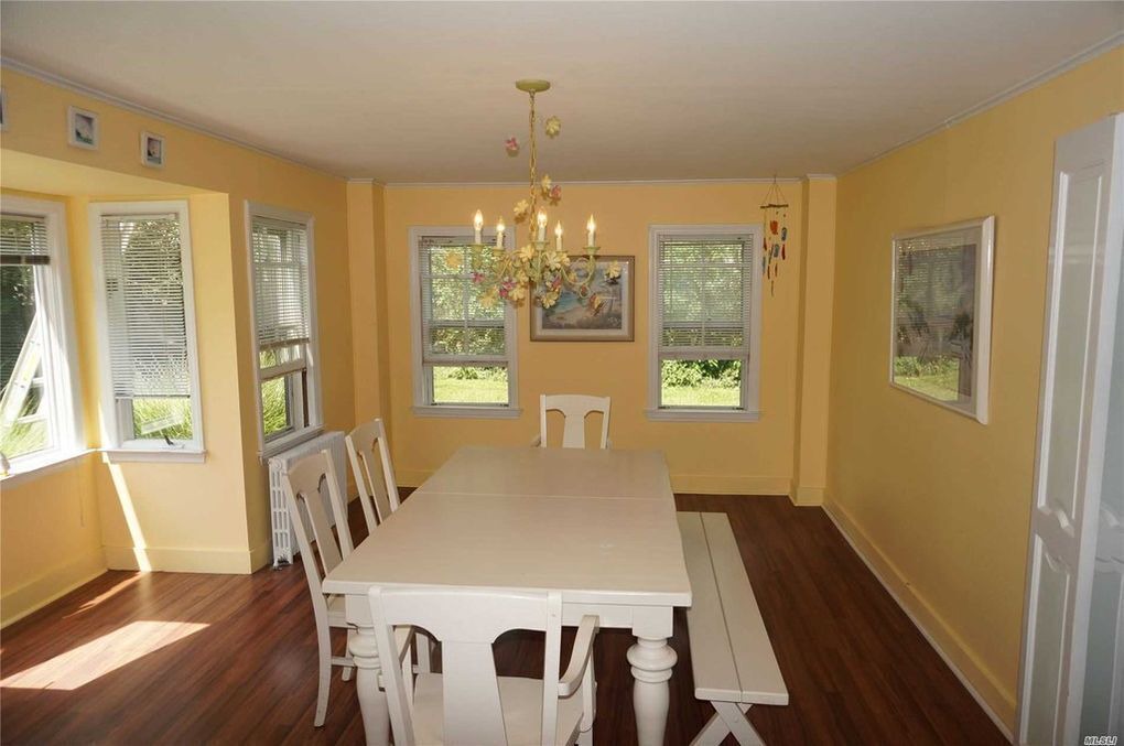 Photo of Livingroom in East Quogue