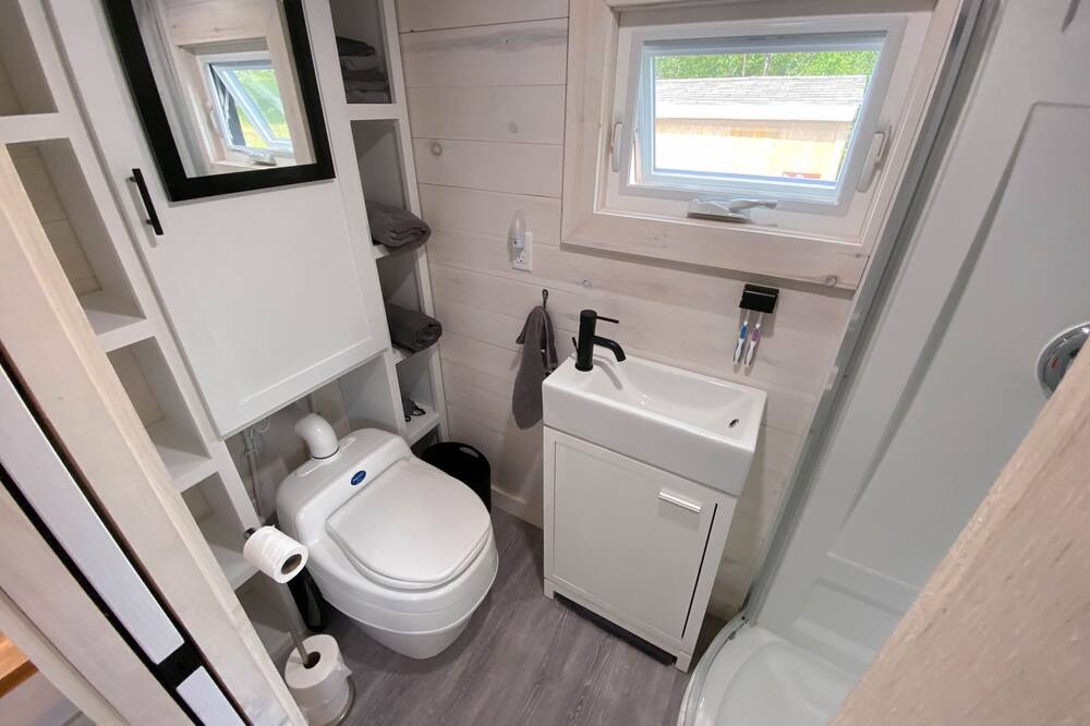 Photo of Bathroom in Sight Point