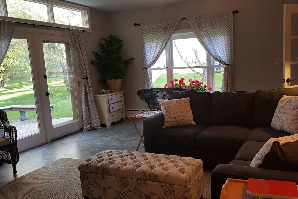 Photo of Livingroom in Shrewsbury