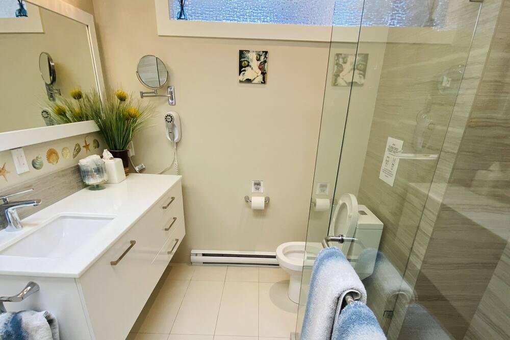Photo of Bathroom in Langdale