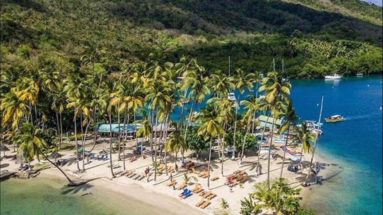 Photo of Others in Marigot Bay
