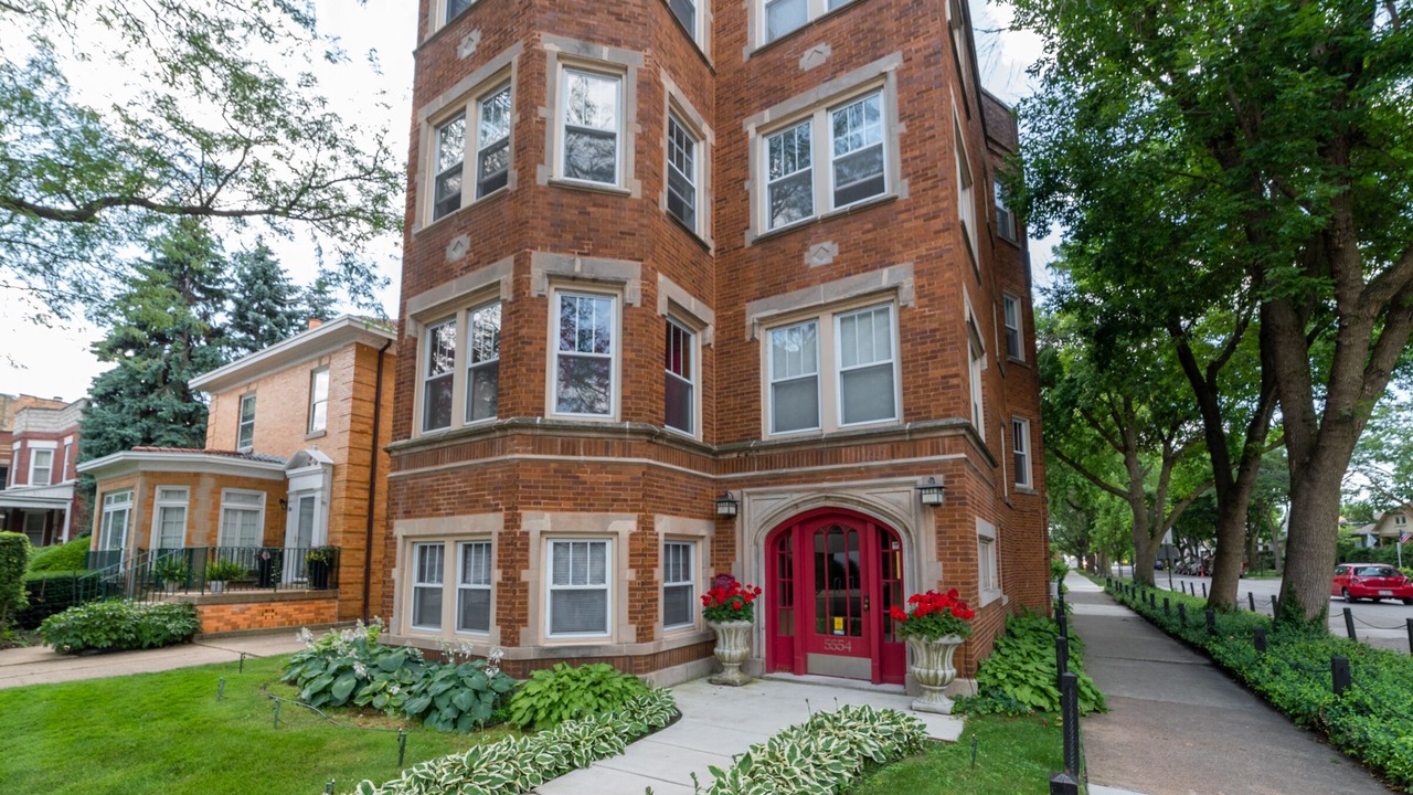 Photo of Outdoor in Andersonville