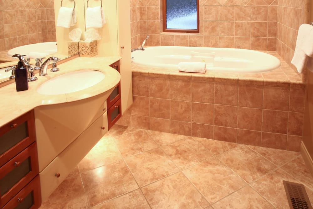 Photo of Bathroom in Alta Vista