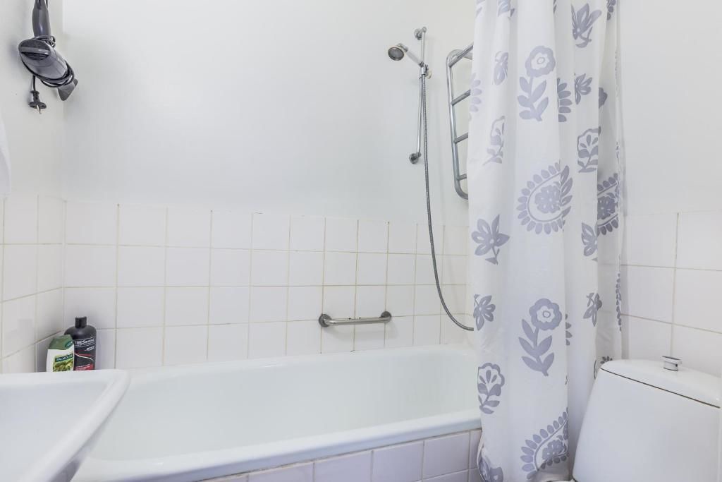 Photo of Bathroom in Ullanlinna