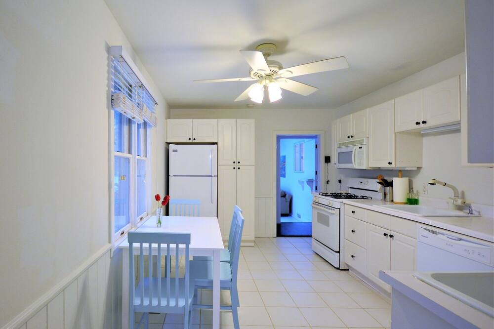 Photo of Kitchen in Amagansett North