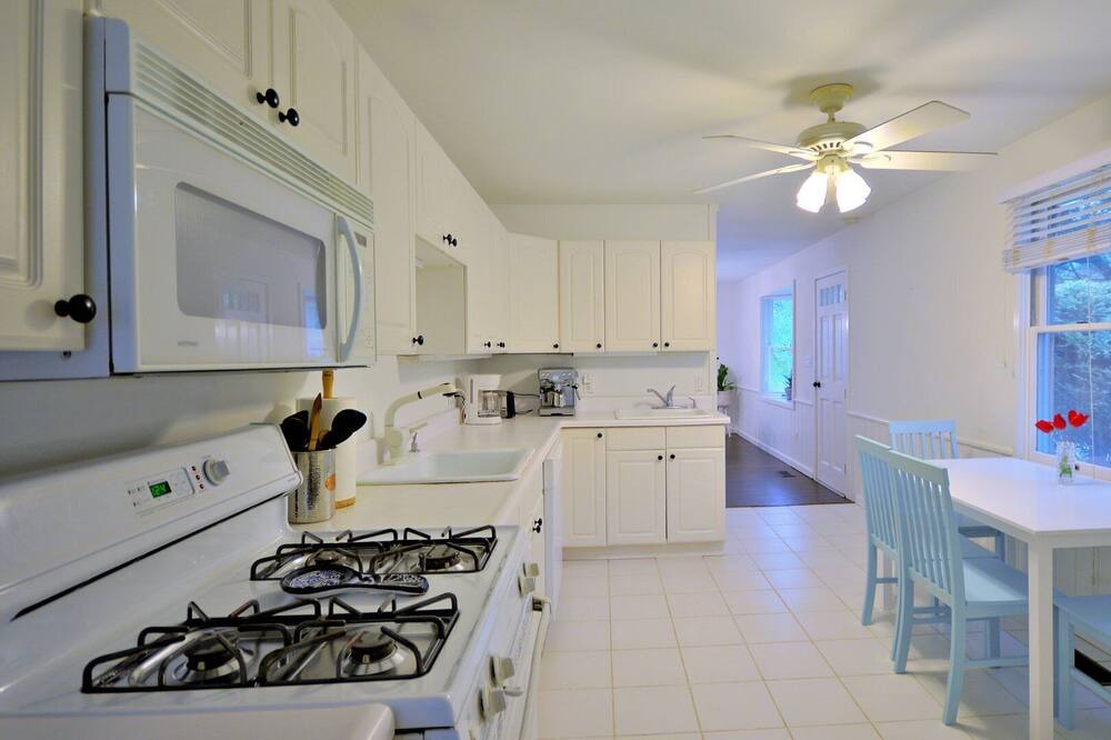 Photo of Kitchen in Amagansett North