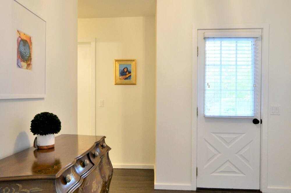 Photo of Bedroom in Amagansett North