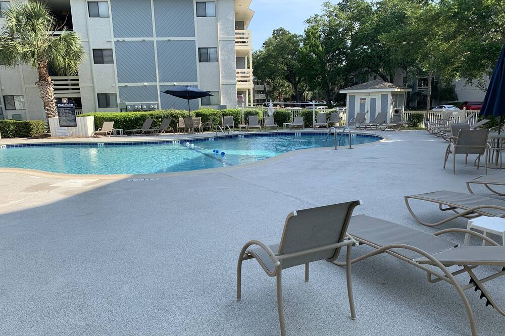 Photo of Outdoor in Folly Field