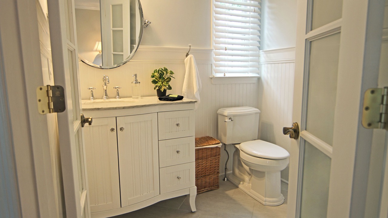 Photo of Bathroom in Madison Center