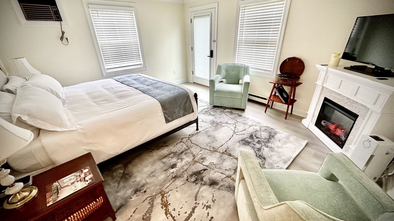 Photo of Bedroom in Madison Center