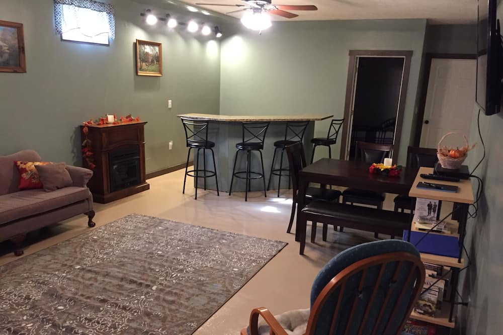 Photo of Livingroom in Ralston