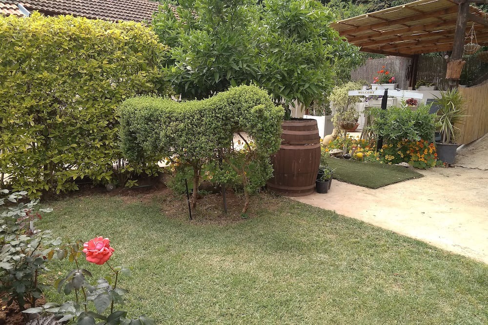 Photo of Outdoor in Aseret