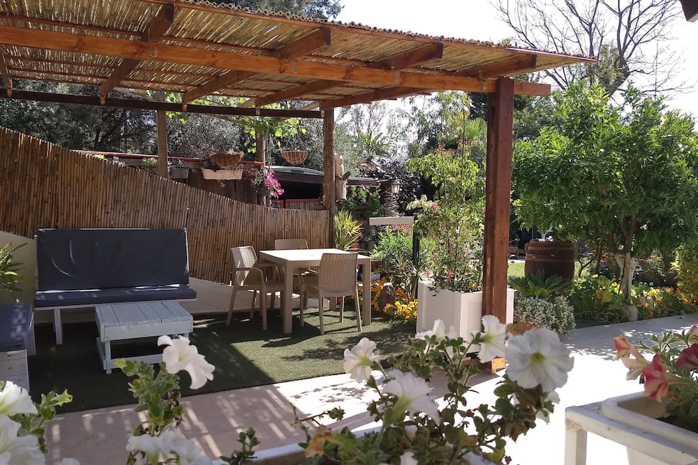 Photo of Patio Balcony in Aseret
