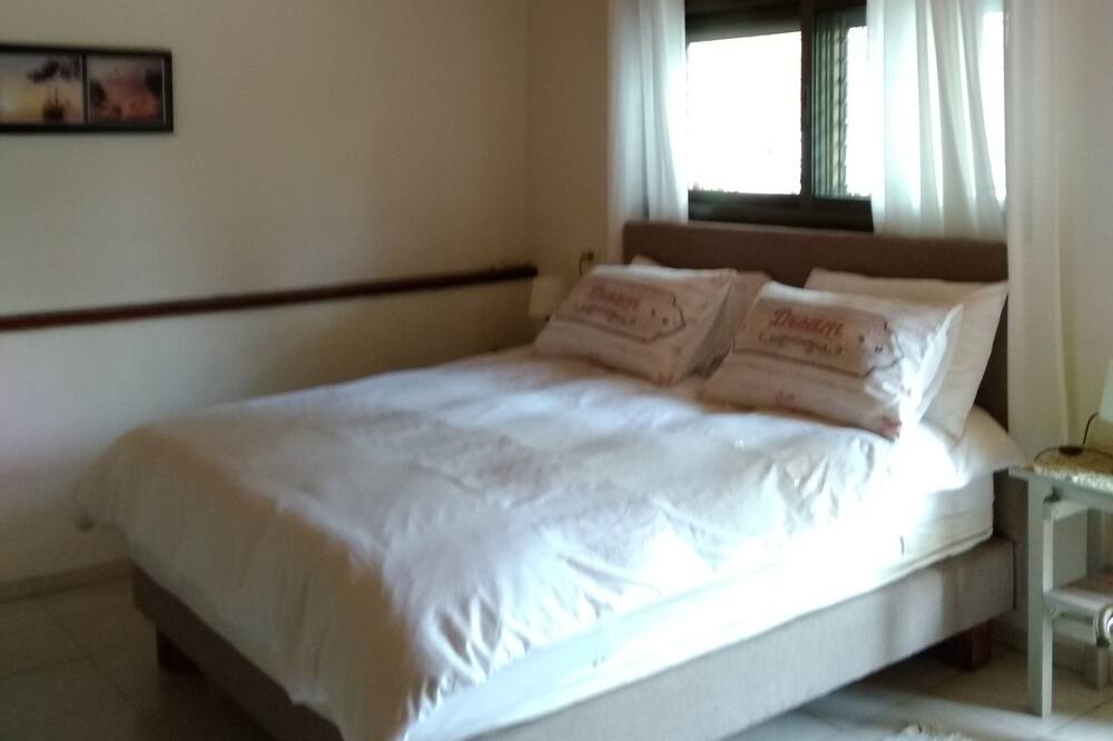 Photo of Bedroom in Aseret