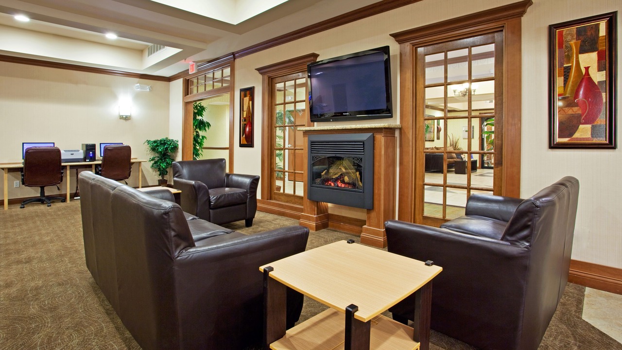 Photo of Livingroom in Howell