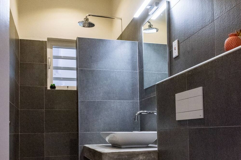 Photo of Bathroom in Belnem