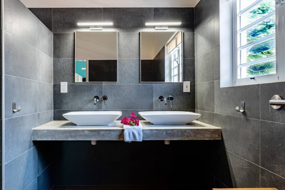 Photo of Bathroom in Belnem