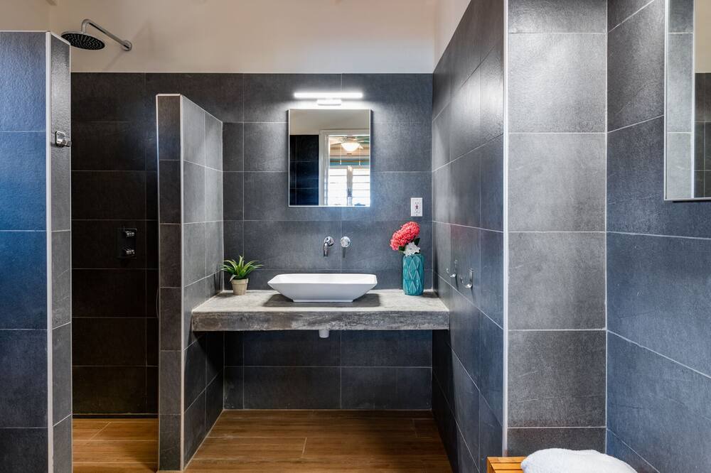 Photo of Bathroom in Belnem
