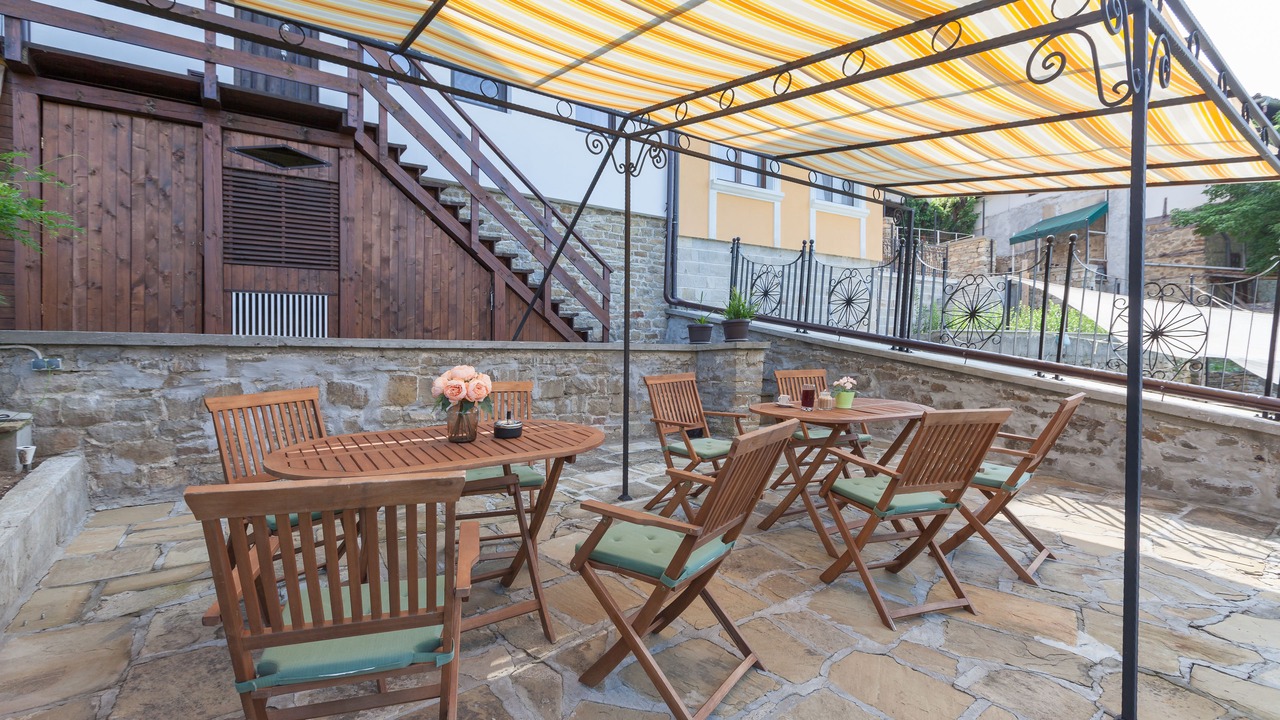Photo of Patio Balcony in Veliko Tarnovo