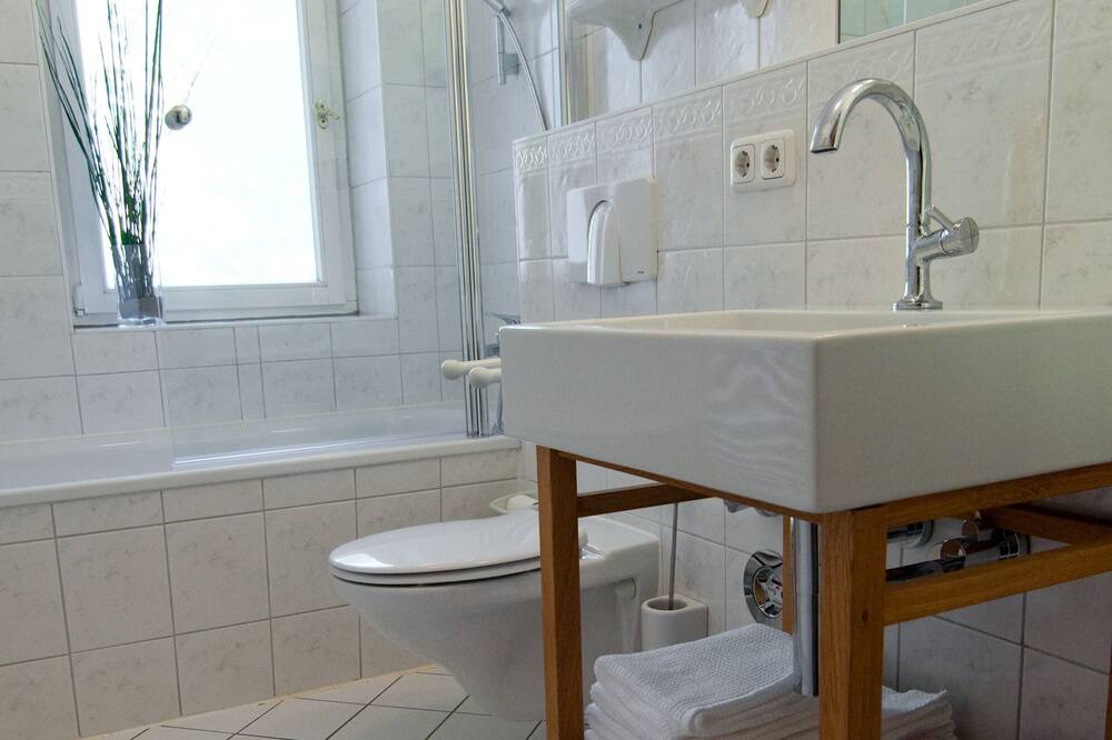 Photo of Bathroom in Outer Neustadt