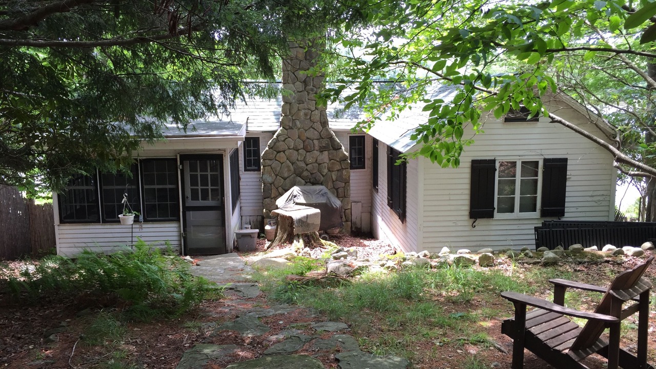 Photo of Outdoor in Smallwood