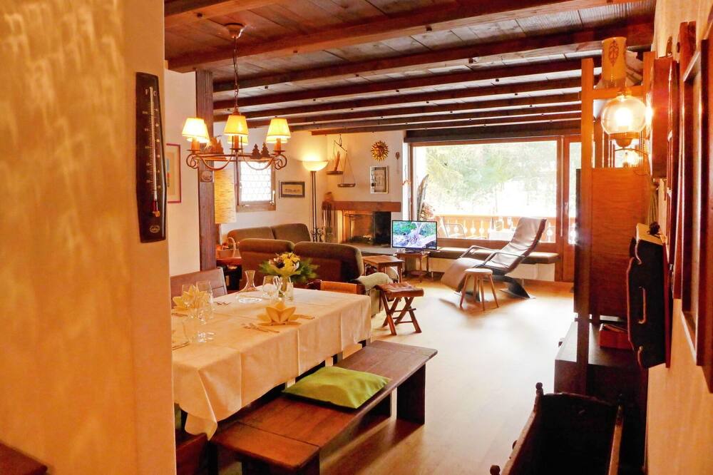 Photo of Bedroom in Surlej