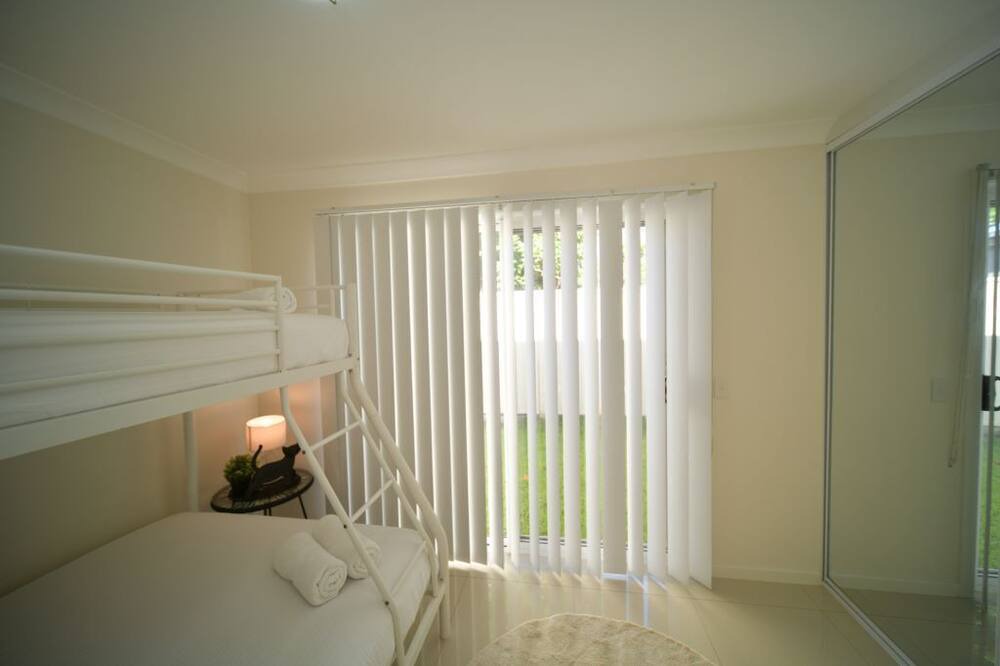 Photo of Bedroom in Oxley Park