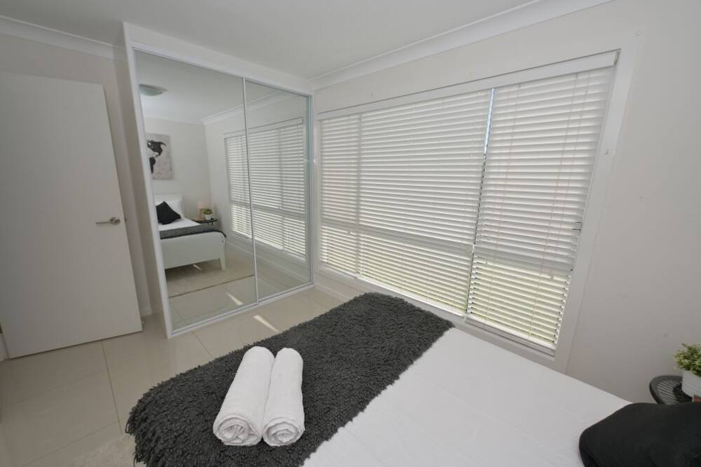 Photo of Bedroom in Oxley Park