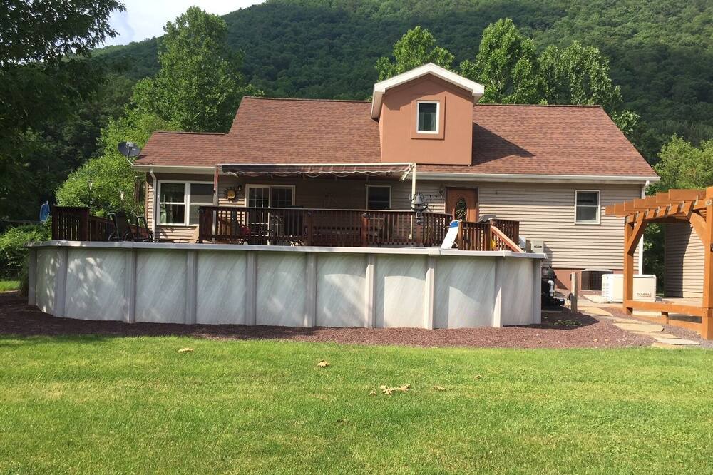 Photo of Outdoor in Jersey Mills