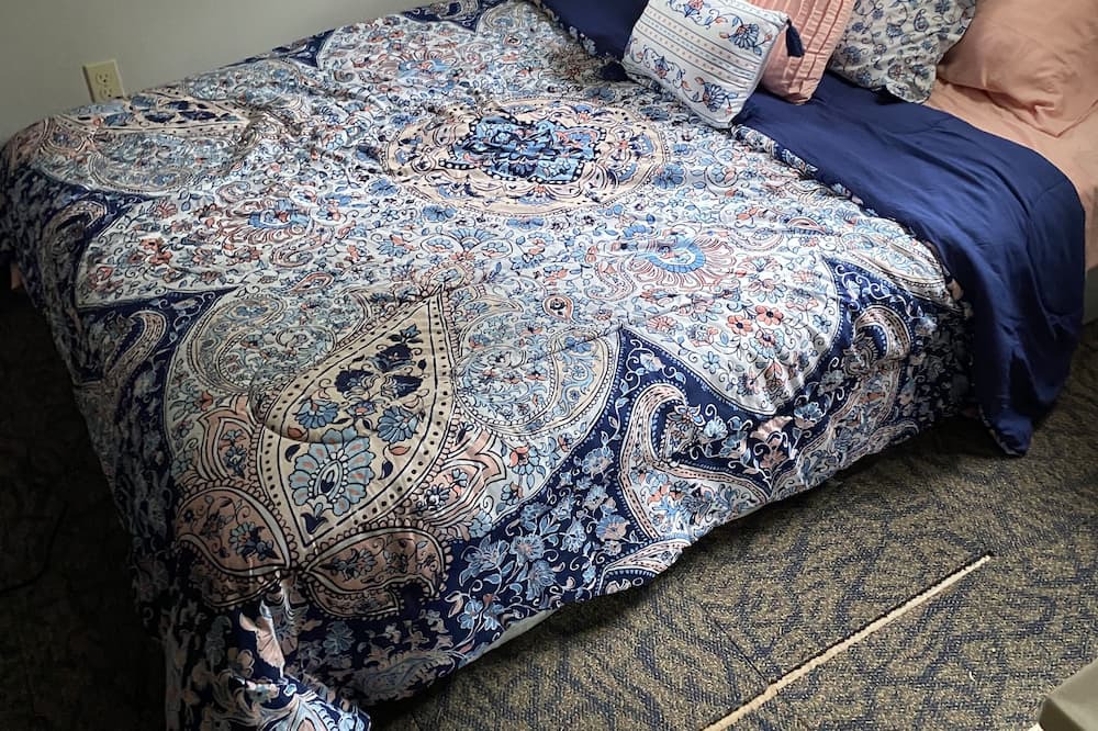 Photo of Bedroom in Castleton
