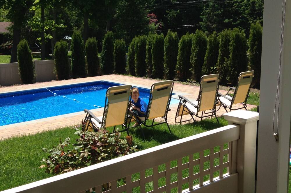 Photo of Outdoor in Pipes Cove